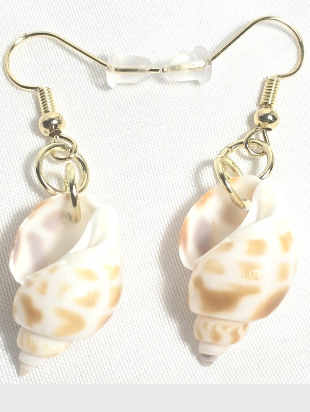 Natural shell earrings : coastal beach statement earrings with gold plated hooks - Picture 4 of 5